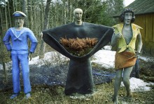 Veijo Rönkkösen ITE-taidetta Koitsanlahdessa, Parikkala 2011.